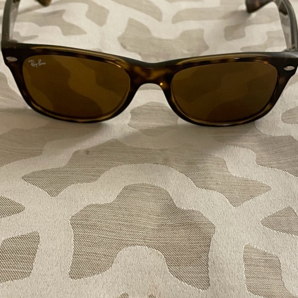 Ray-Ban - Picture 2 of 5